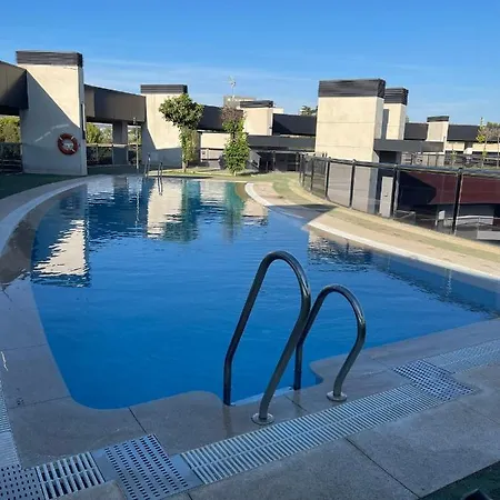 Tecnocordoba Aparcamiento Privado Gratuito Y Piscina Apartment *