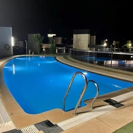 Tecnocordoba Aparcamiento Privado Gratuito Y Piscina Apartment